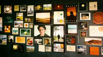 ChatGPT Caricature Generator background — AI-powered cartoon portrait creation